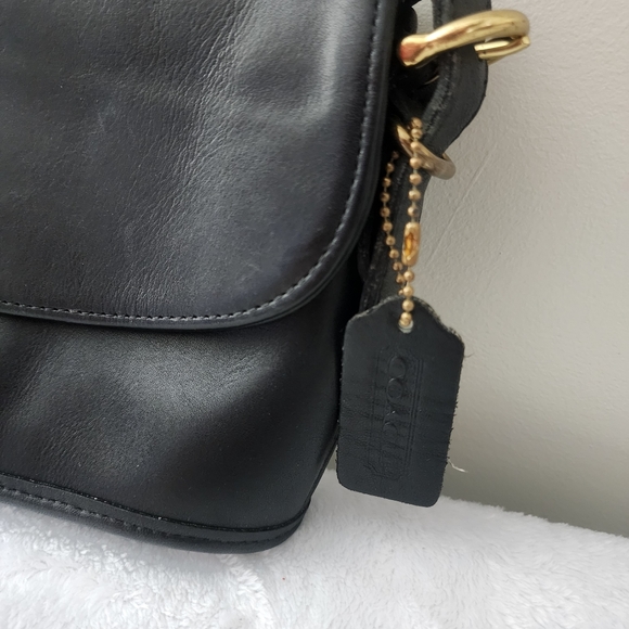 Vintage leather Coach *9801 - Picture 2 of 11